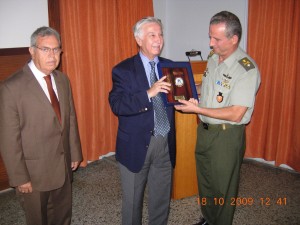 Ο Πρόεδρος της ΑΠΟΕΑ Καθηγητής Γρ.Κωσταράς