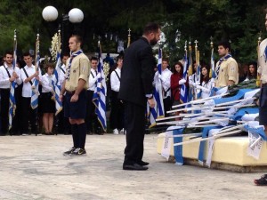 Ο Έφορος του ΣΕΑΝ ΑΝ.ΑΤΤΙΚΗΣ κ.Μιχ.Φιλιππίδης καταθέτει στεφάνι.
