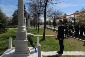 Κατάθεση στεφάνου στο Μνημείο του Εφέδρων Αξιωματικών του Αντιπεριφερειάρχη Θεσσαλίας