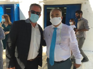 Ο Πρόεδρος του Δικηγορικού Συλλόγου Αθηνών Δ. Βερβεσός με τον Πρόεδρο του Συνδέσμου Εφέδρων Αξιωματικών Αν.Αττικής Θ. Μπριάνη στο Καστελλόριζο 19-9-2020