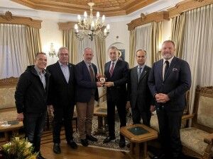 att.SxYVQHUCalfovroUXkbbevWU1CjtaW6j2YYzG4NLkFM